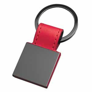 Брелок Магия черного квадратный; красный; 7,3х3 см; металл, иск. кожа; лазерная гравировка